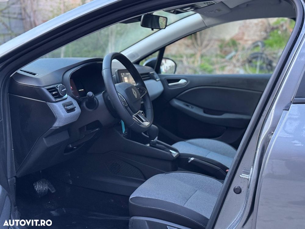 Renault Clio V E-Tech 145 Techno - 13