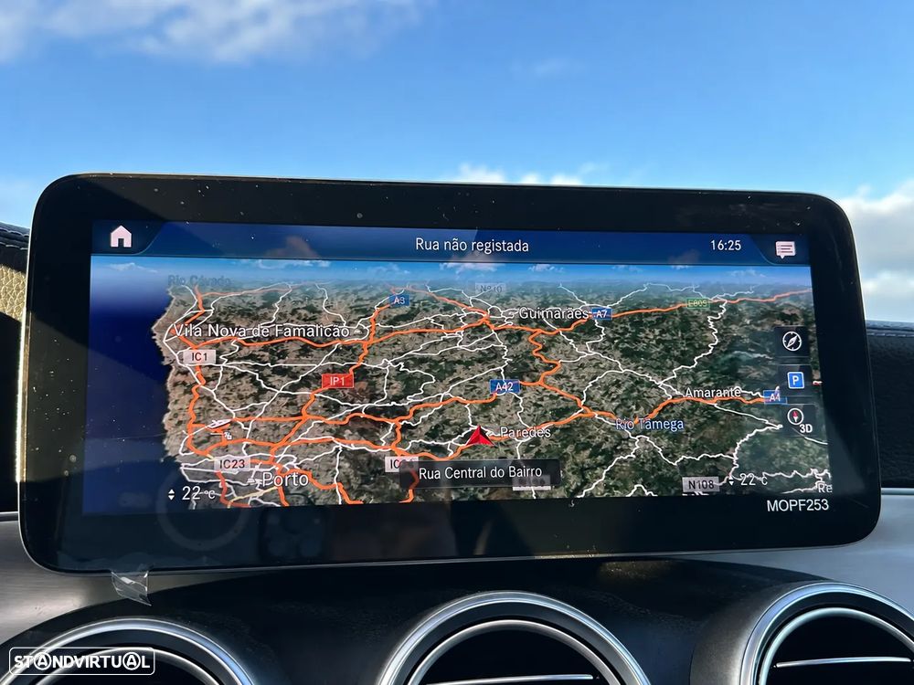 Mercedes-Benz GLC 300 de 4Matic 9G-TRONIC - 15