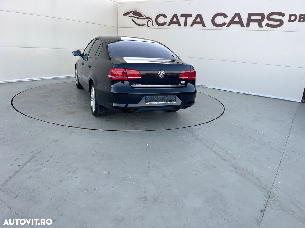 Volkswagen Passat 2.0 TDI BlueMotion Tehnology Comfortline - 13