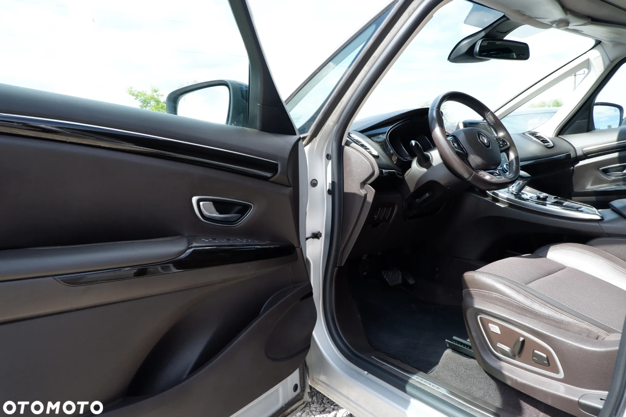 Renault Espace 1.6 dCi Energy SL Techno EDC 7 os - 24