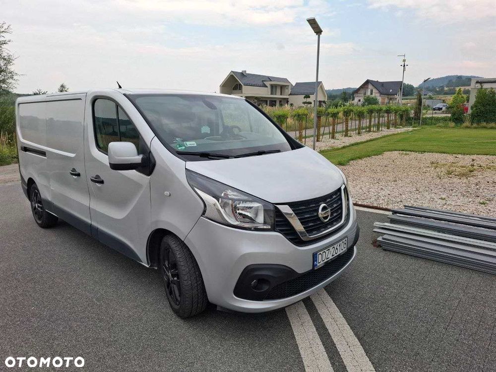 Nissan NV300 - 2