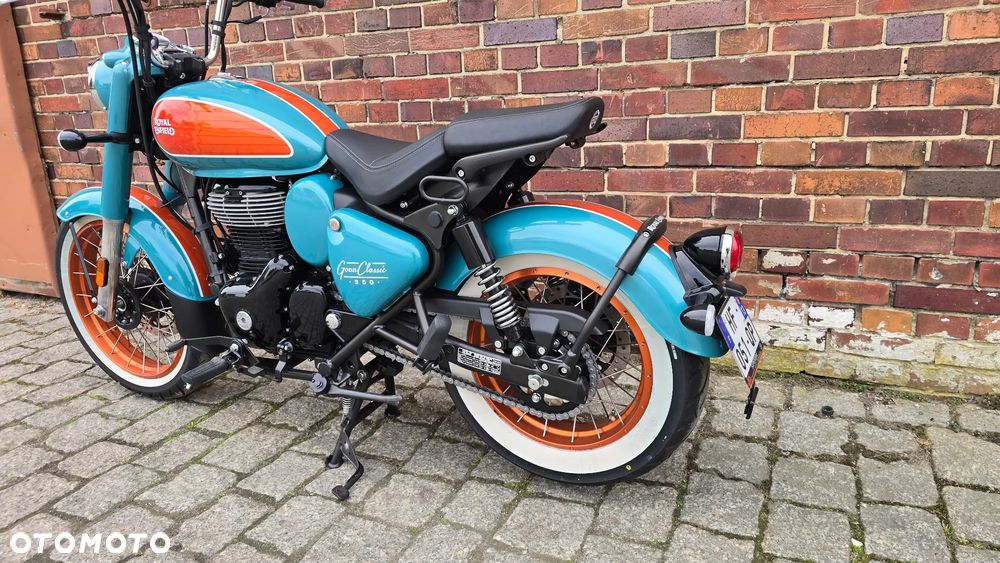 Royal Enfield Classic - 11