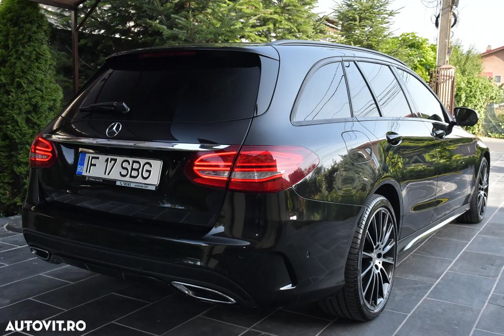 Mercedes-Benz C 220 d 4Matic T 7G-TRONIC AMG Line - 24