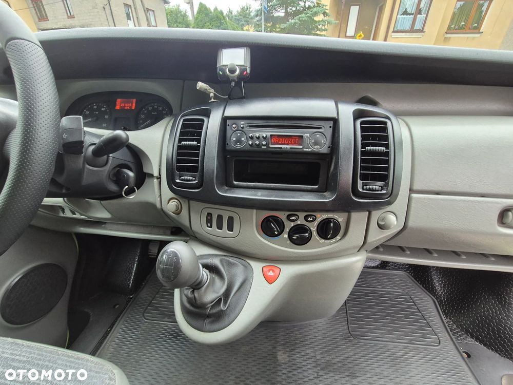 Renault Trafic - 7
