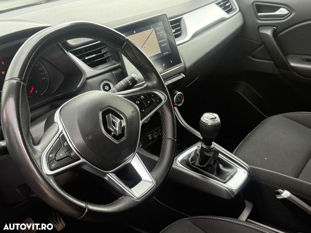 Renault Captur - 16