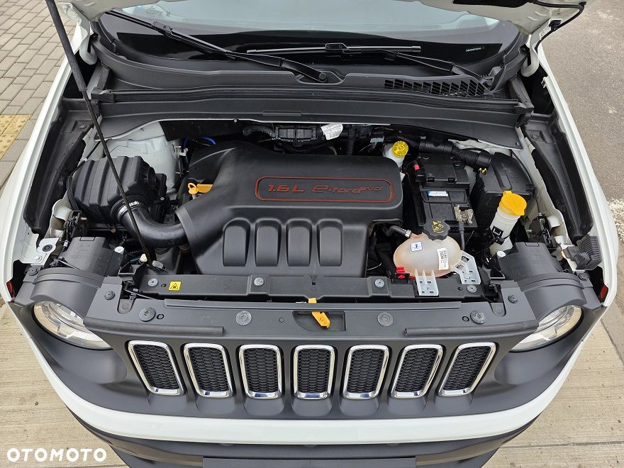 Jeep Renegade 1.6 E-torQ Longitude Adventure Edition - 27