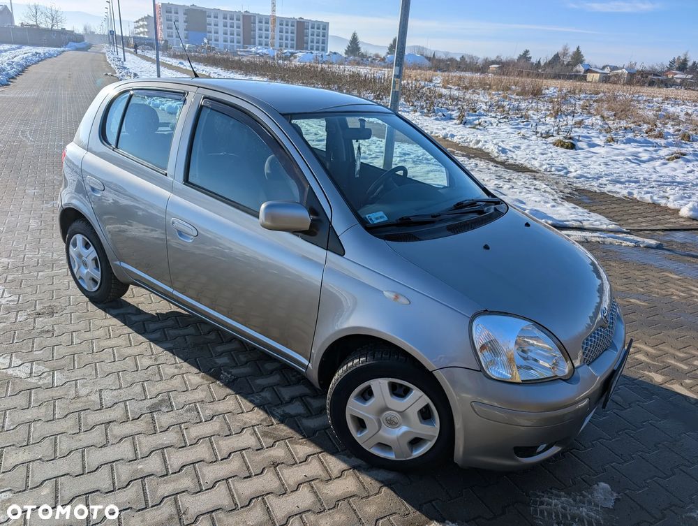 Toyota Yaris 1.3 - 2