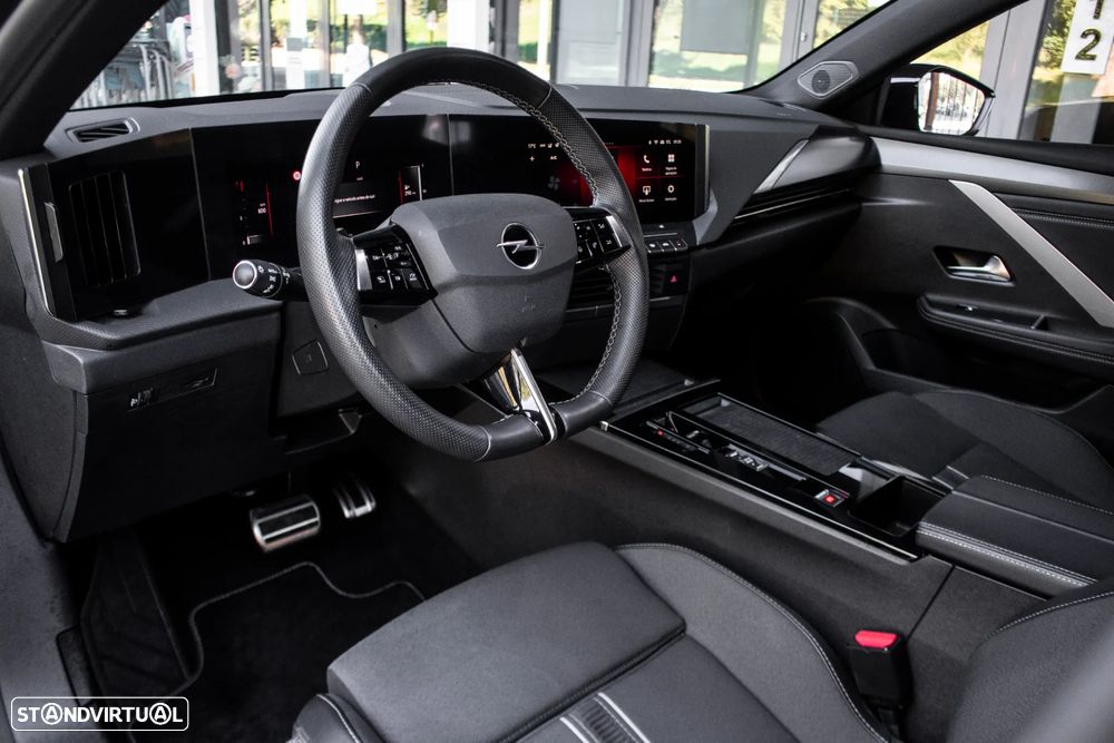 Opel Astra Sports Tourer 1.2 Turbo Auto GS Line - 22