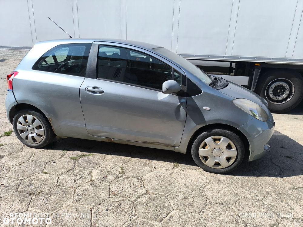 Toyota Yaris 1.3 Luna - 3