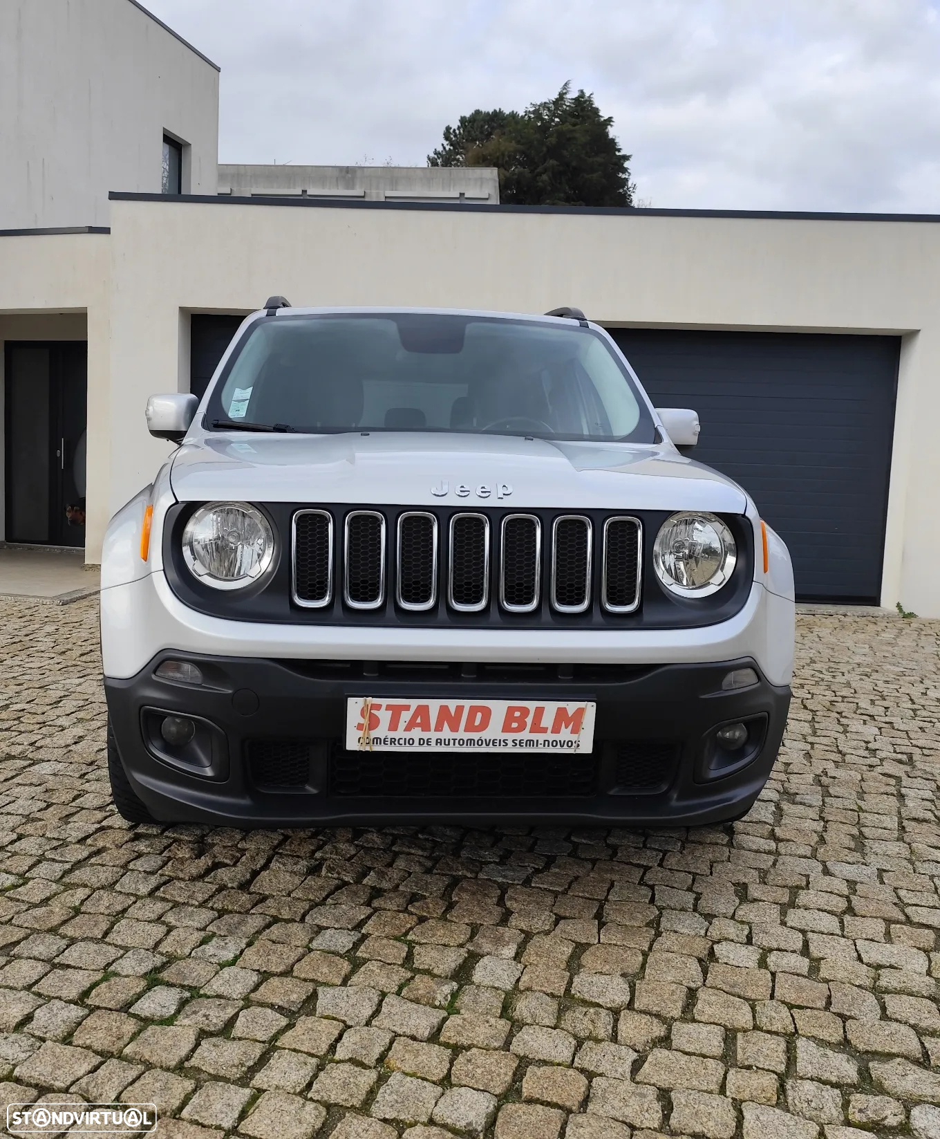 Jeep Renegade - 19