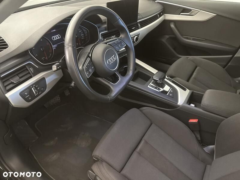 Audi A4 Avant - 10