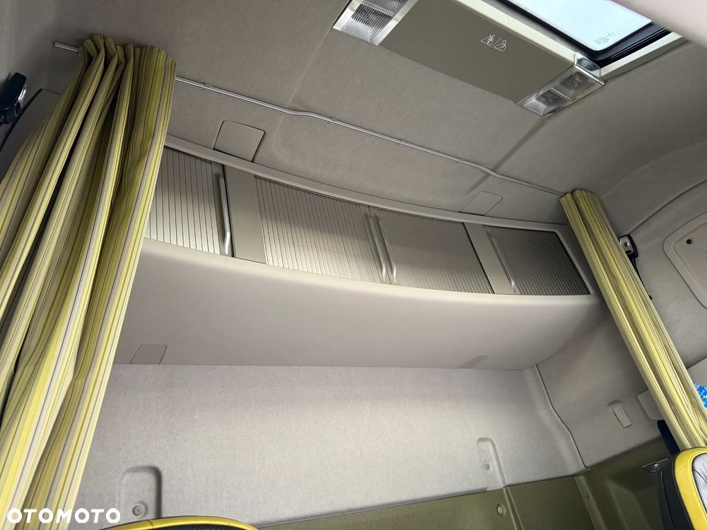 Volvo FH 16 750/RETARDER/SKÓRY/NAVI/XENON/ON1200 L/SPROWADZONY - 38