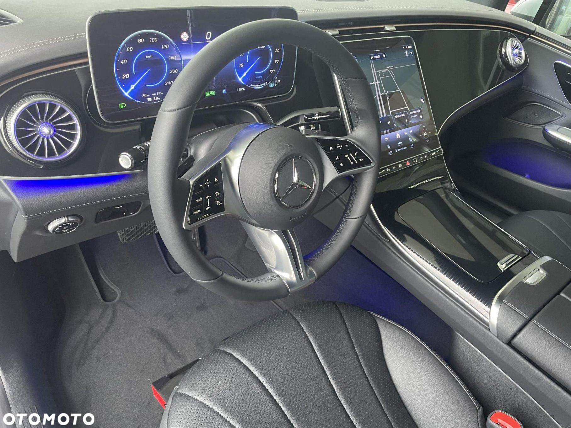 Mercedes-Benz EQE - 7