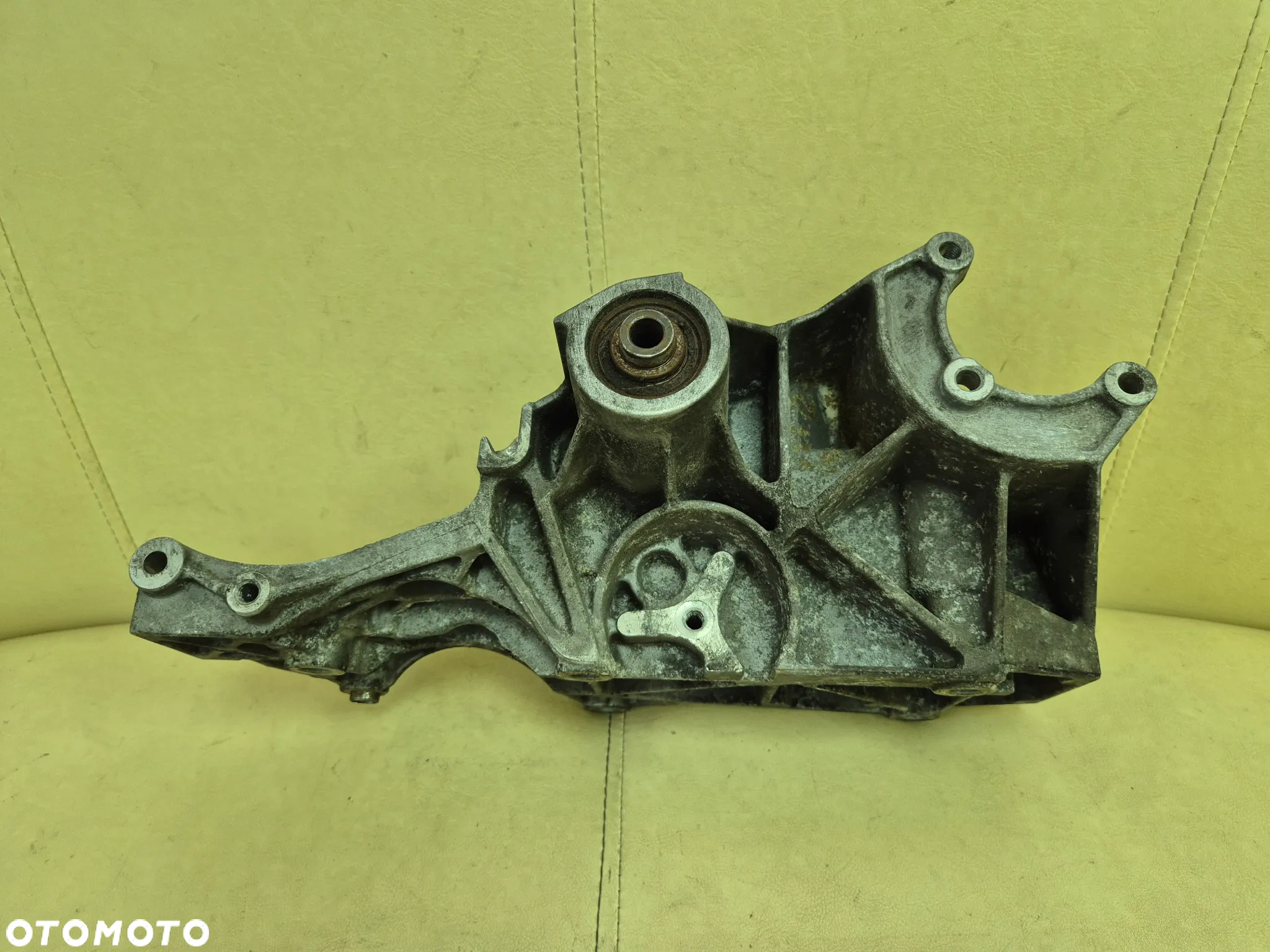 ŁAPA WSPORNIK MOCOWANIE ALTERNATORA VW PASSAT B5 FL/ AUDI A4 B6/ A6 C5/ SKODA SUPERB 1.9 TDI 038903143AE - 5