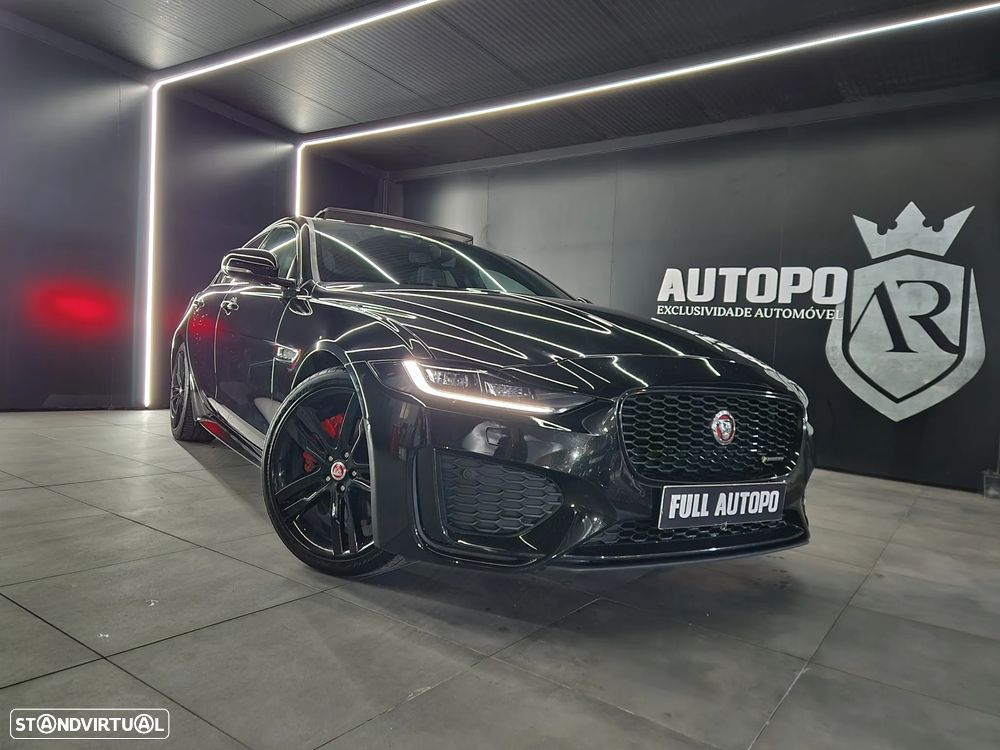 Jaguar XE 2.0 D R-Dynamic HSE - 8