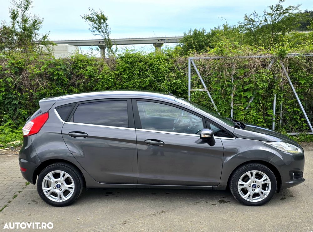 Ford Fiesta 1.5 TDCi Titanium - 10