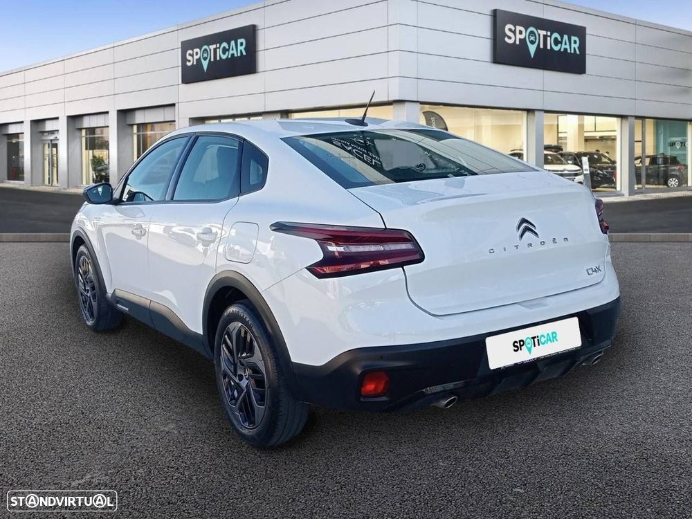 Citroën C4 X 1.2 PureTech Plus EAT8 - 8