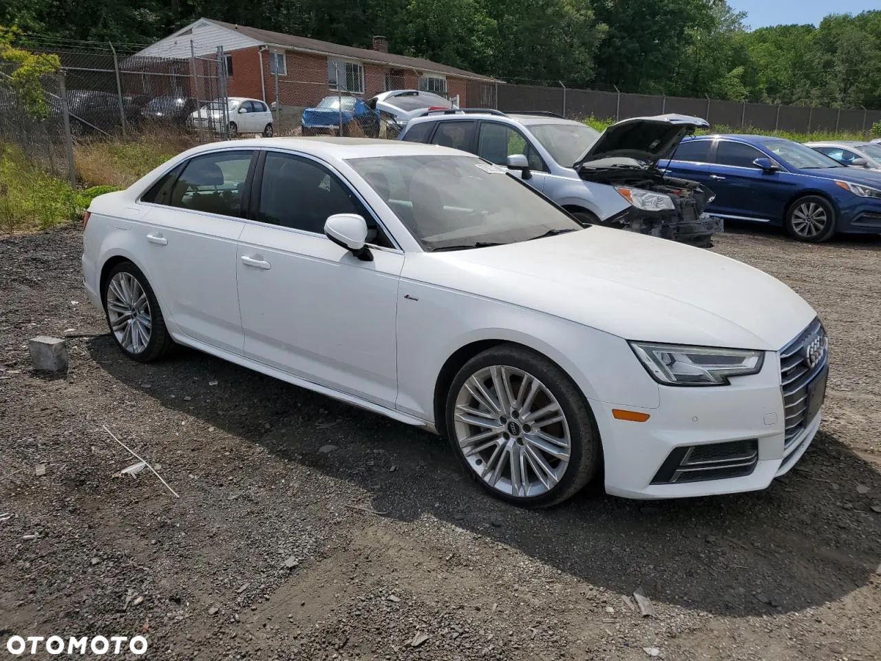 Audi A4 - 1