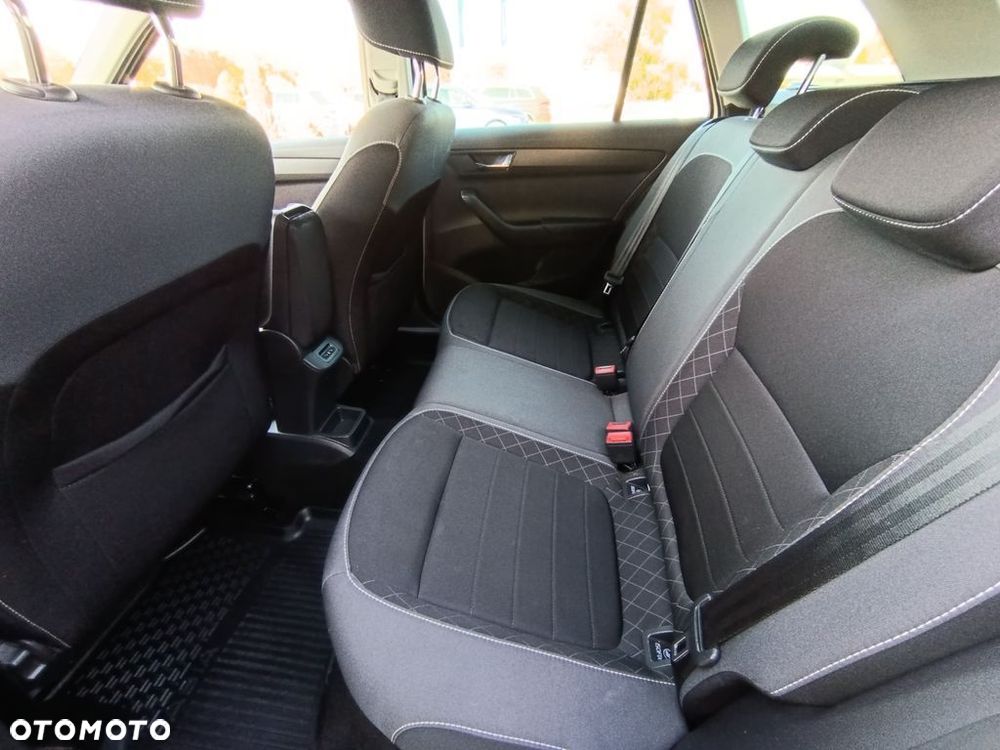 Skoda Fabia 1.0 TSI Ambition - 12