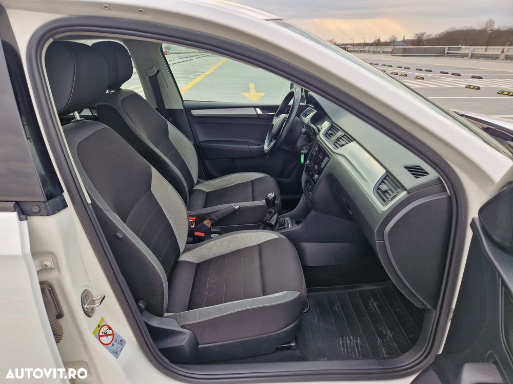 Skoda RAPID 1.0 TSI Active - 13