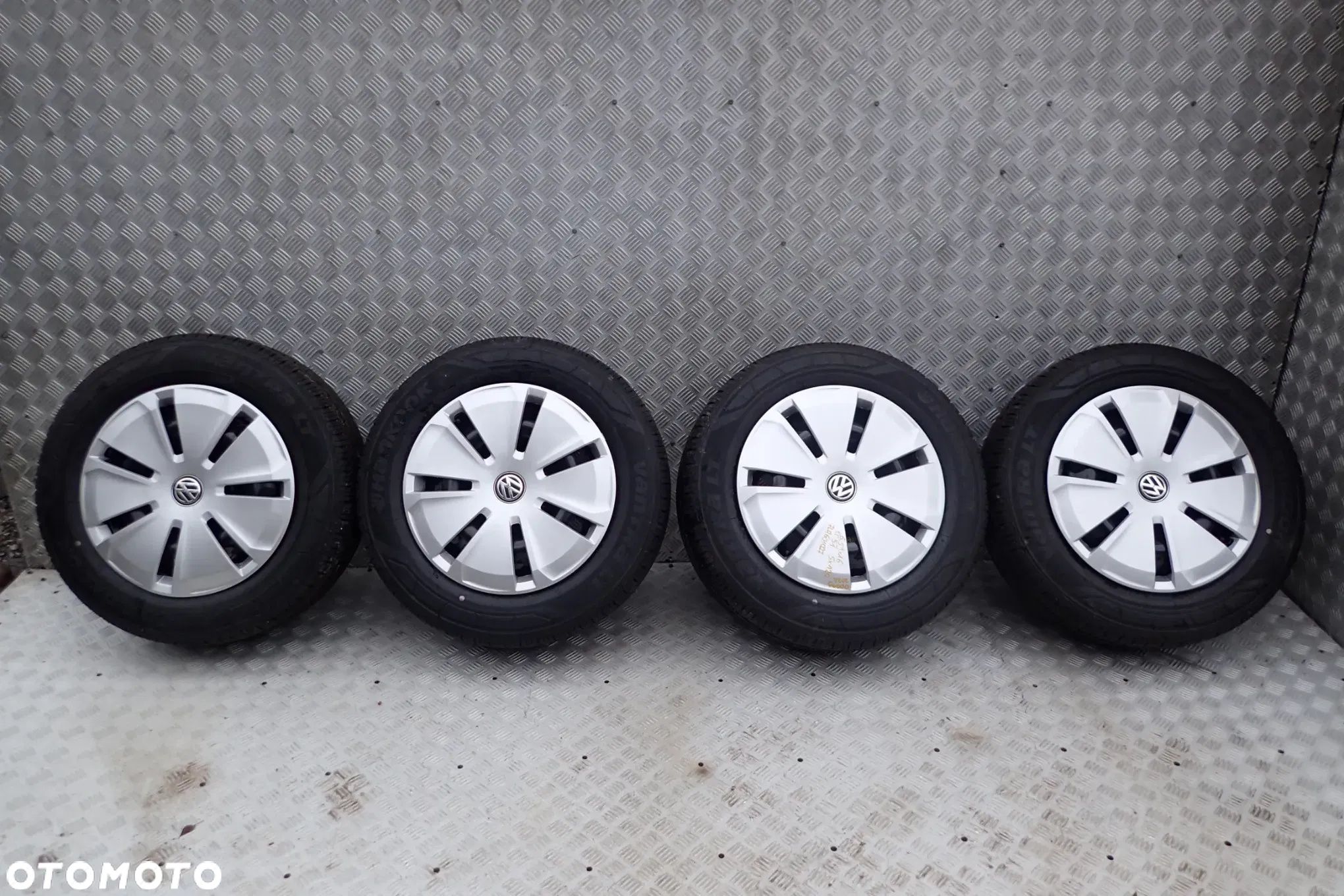 KOŁA FELGI STALOWE VW T5 T6 6,5JX16 ET 51 5X120 7LA601027 Z OPONAMI HANKOOK LATO 205/65/16C 4X8MM 2024ROK KOMPLET - 1