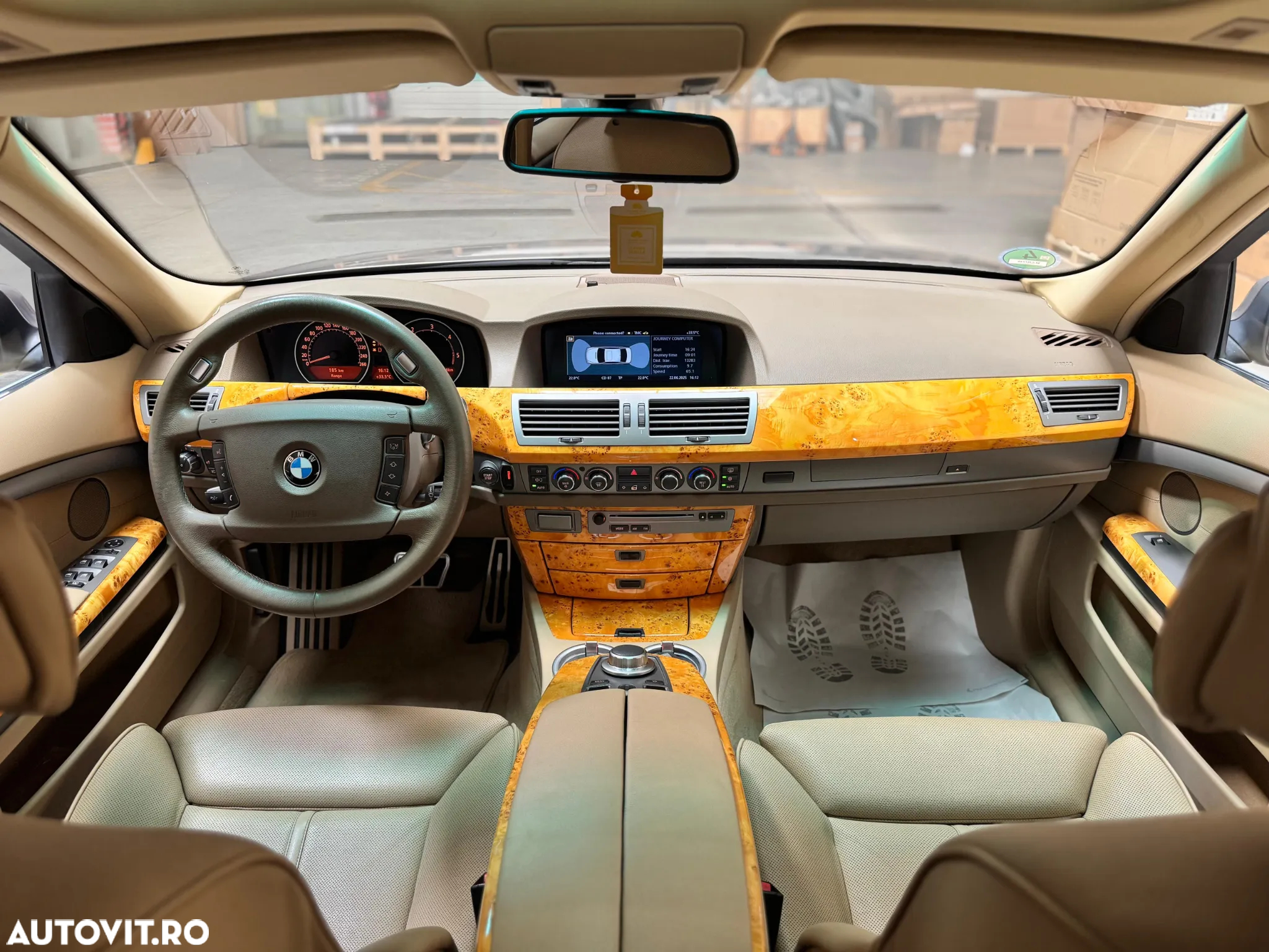 BMW Seria 7 745d - 13