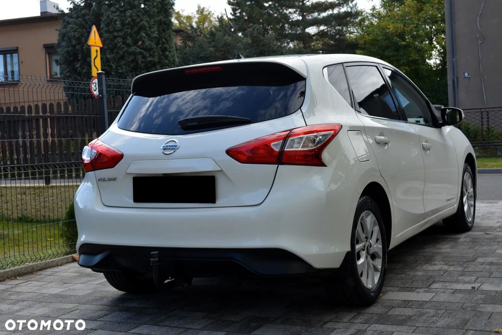 Nissan Pulsar 1.2 DIG-T Tekna EU6 - 24