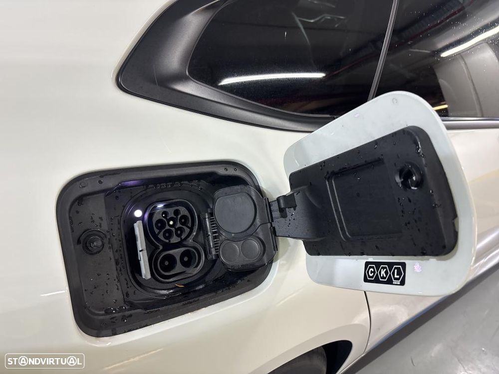 BMW i4 eDrive40 - 11