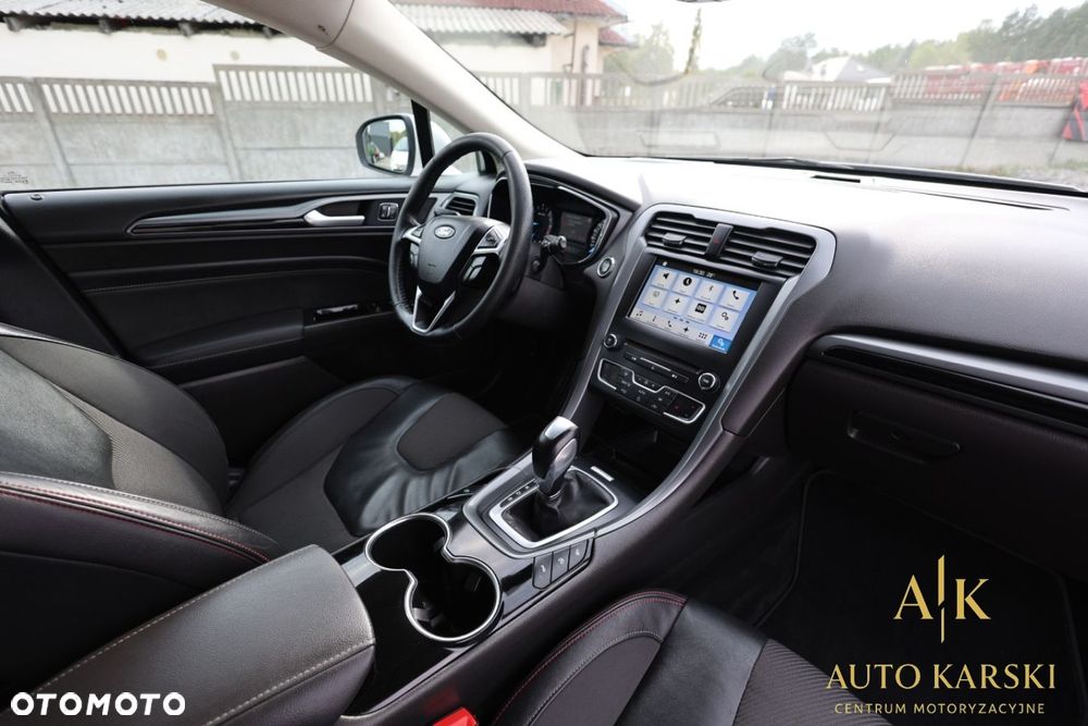 Ford Mondeo - 31