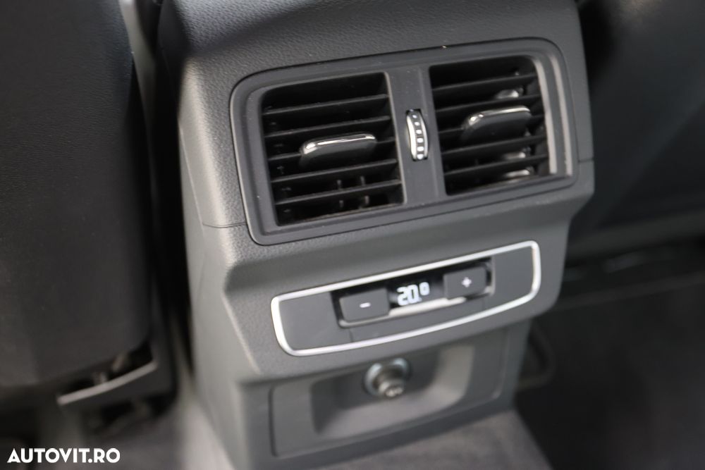 Audi Q5 50 TFSIe quattro S tronic S line - 33