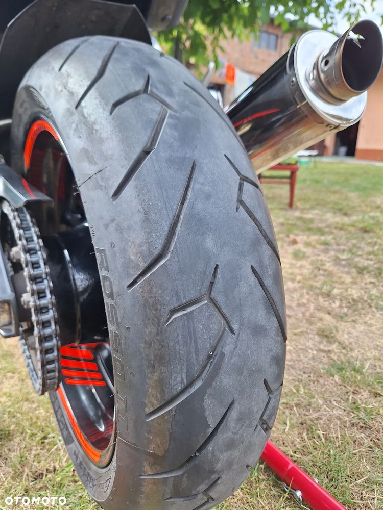 Yamaha YZF - 18
