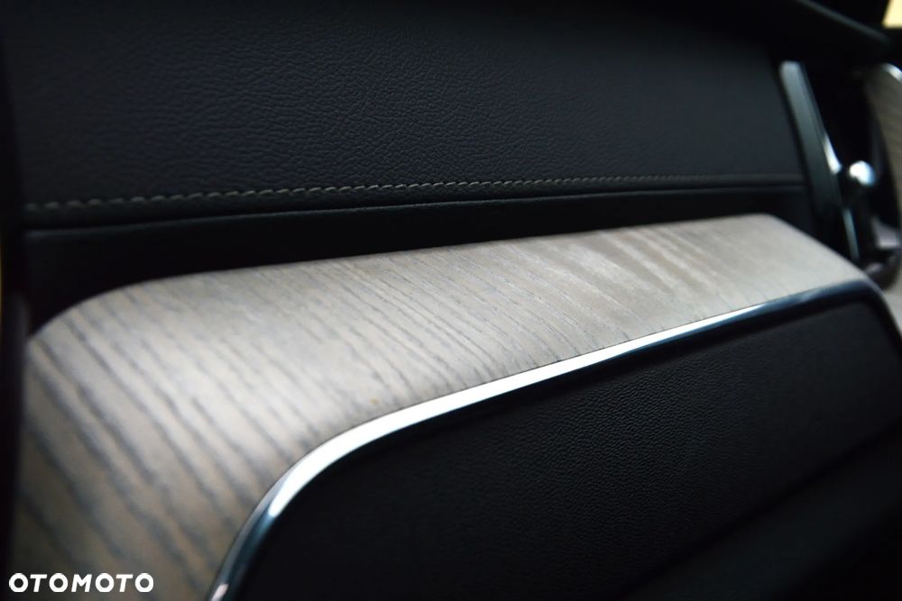 Volvo XC 60 B5 B AWD Inscription - 23