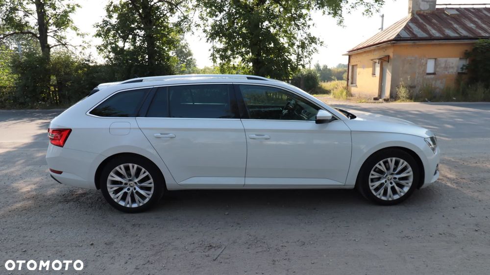 Skoda Superb 2.0 TSI Style DSG - 6