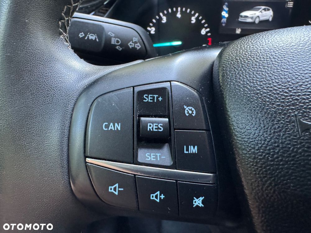 Ford Fiesta 1.1 Titanium ASS - 25