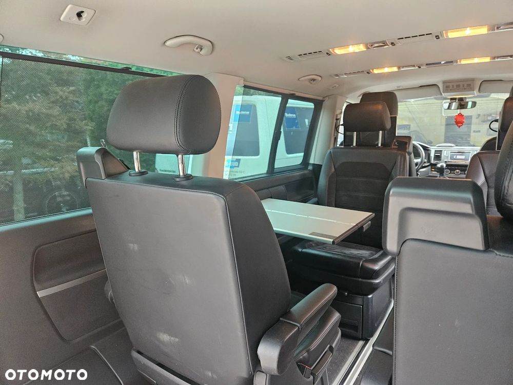 Volkswagen Multivan - 20