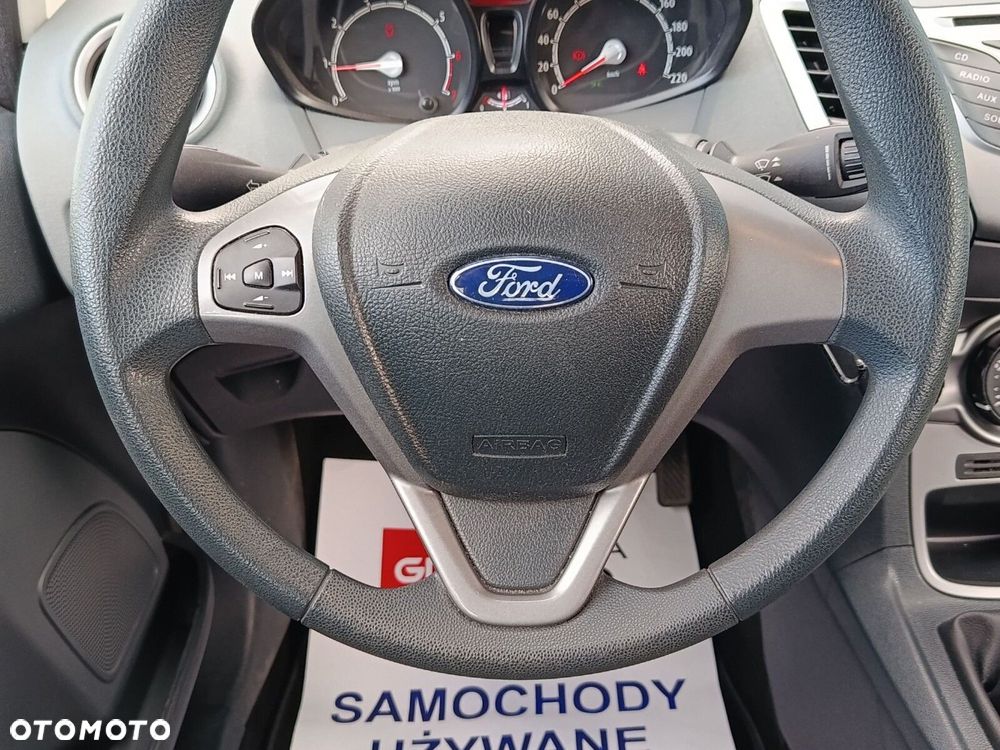 Ford Fiesta 1.25 Ambiente EU5 - 23