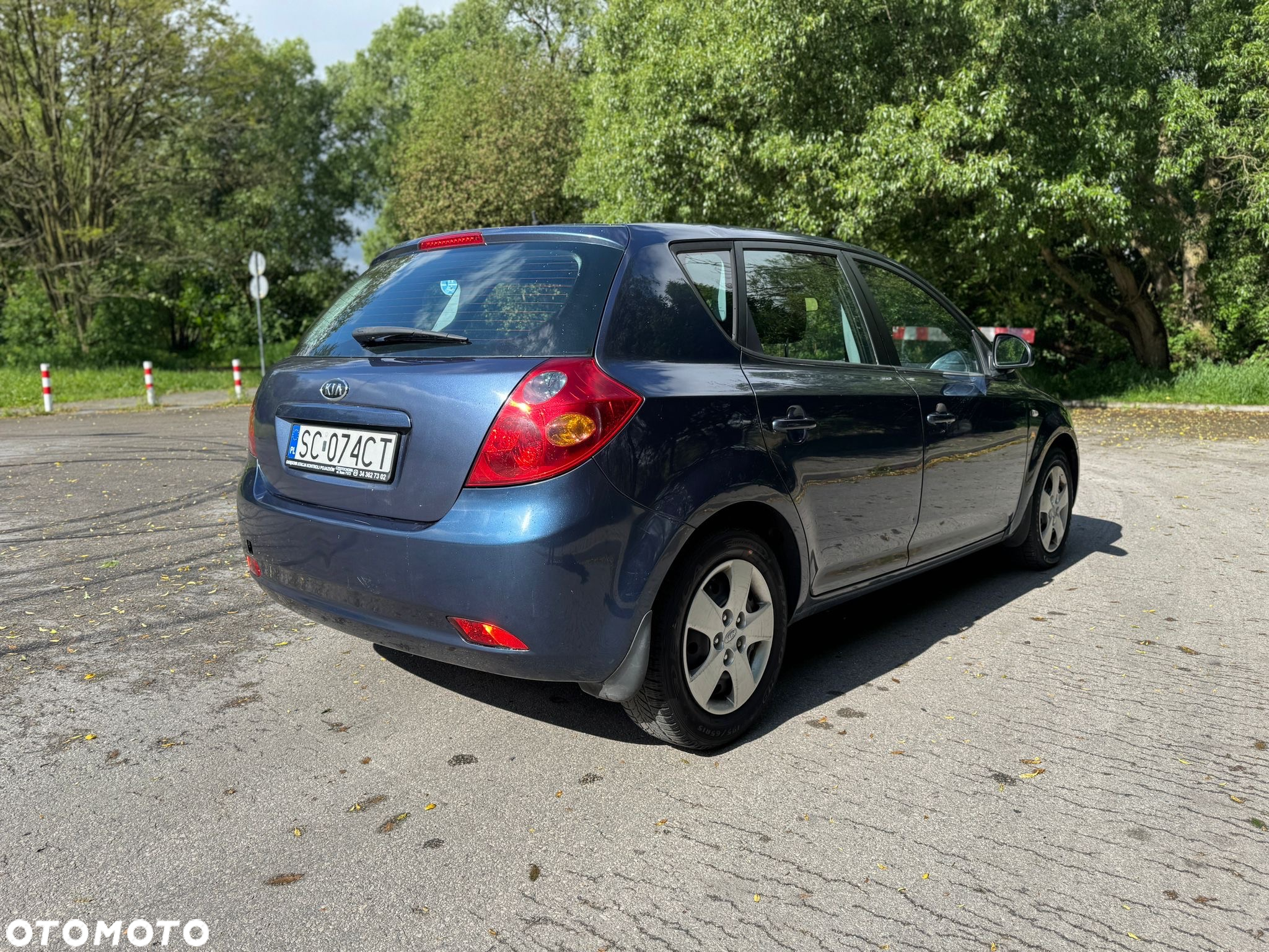 Kia Ceed Cee'd 2.0 crdi Comfort + - 13