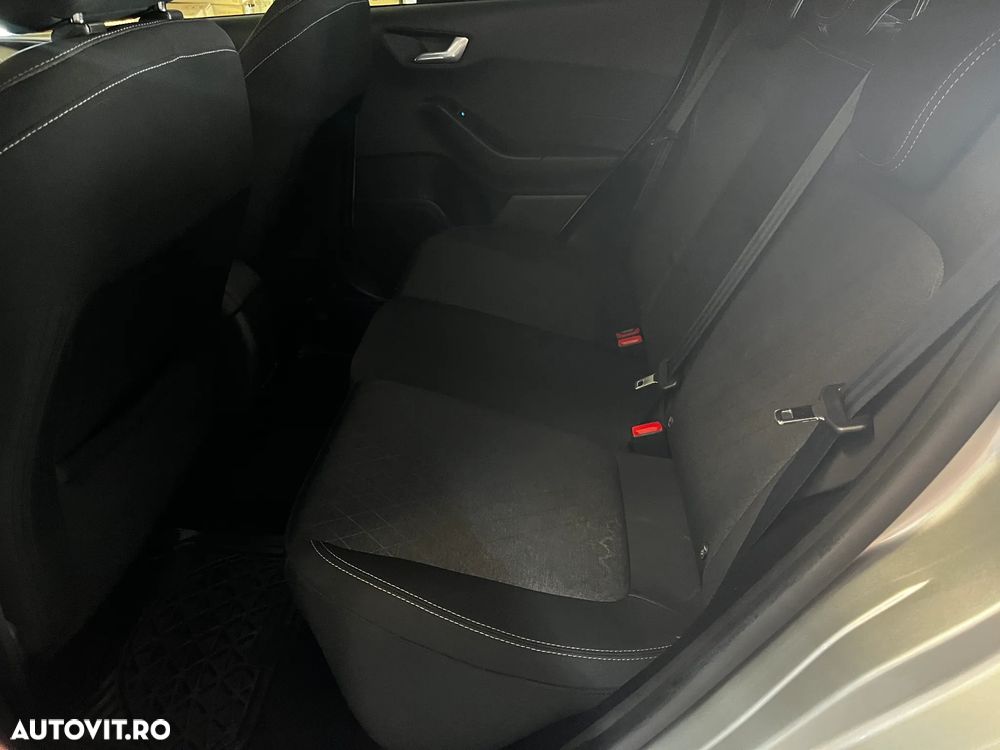 Ford Fiesta - 11