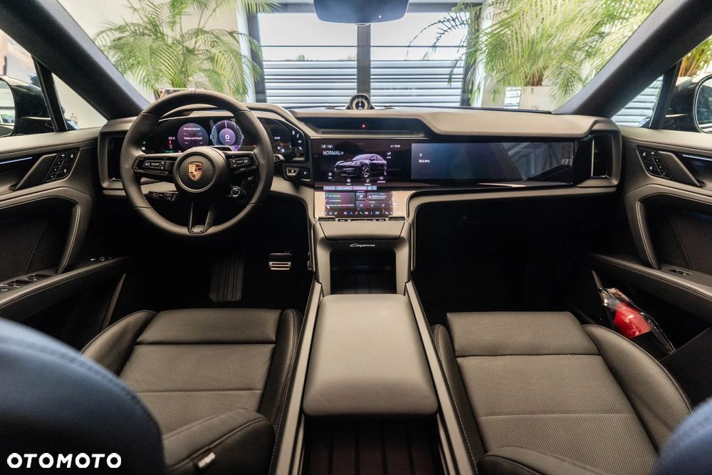 Porsche Cayenne - 12