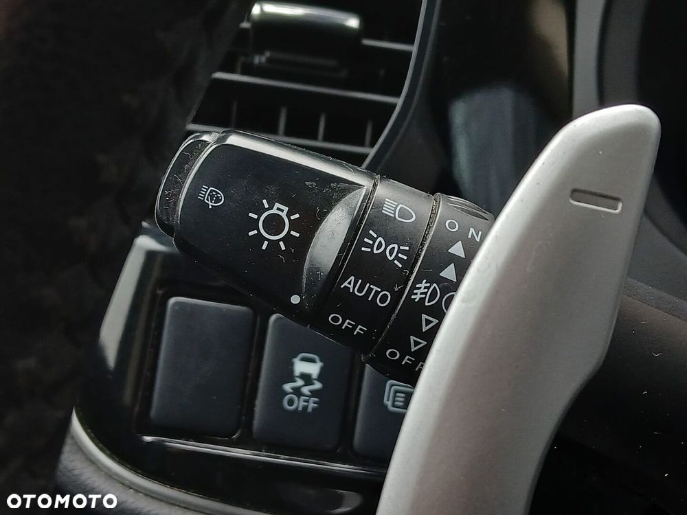 Mitsubishi Outlander - 33