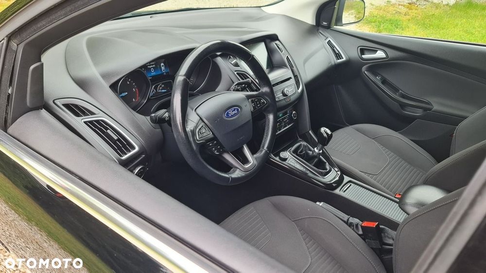 Ford Focus 1.5 EcoBlue STart-Stopp-System TITANIUM - 12