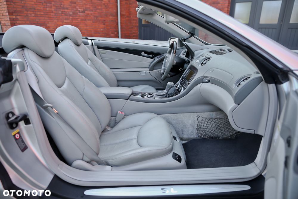 Mercedes-Benz SL 500 7G-TRONIC - 33