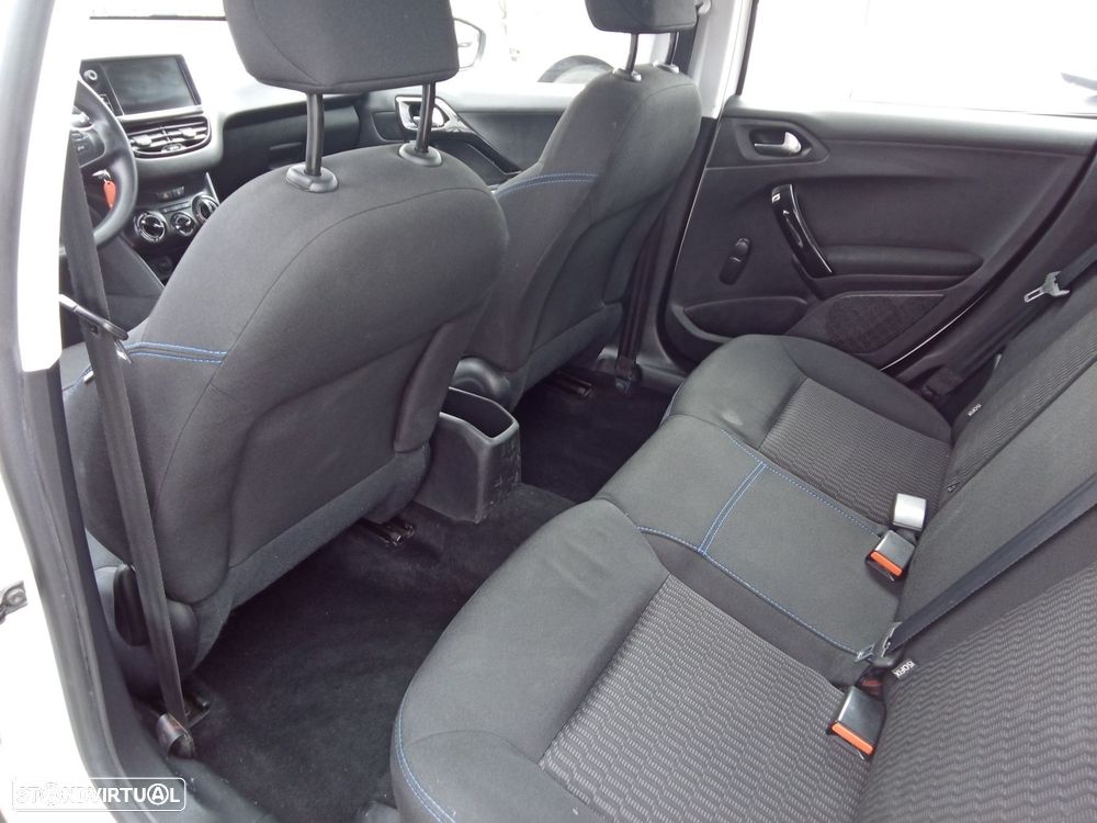 Peugeot 208 1.5 BlueHDi Active - 21