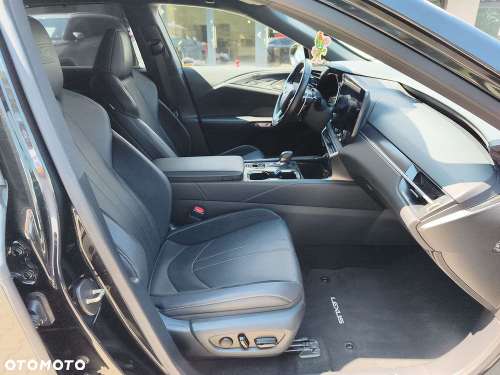 Lexus RX - 10