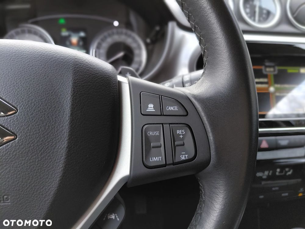 Suzuki Vitara 1.5 Strong Hybrid Premium 2WD AGS - 13