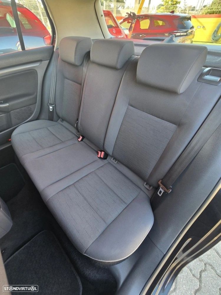 VW Golf 1.9 TDi Confortline - 11