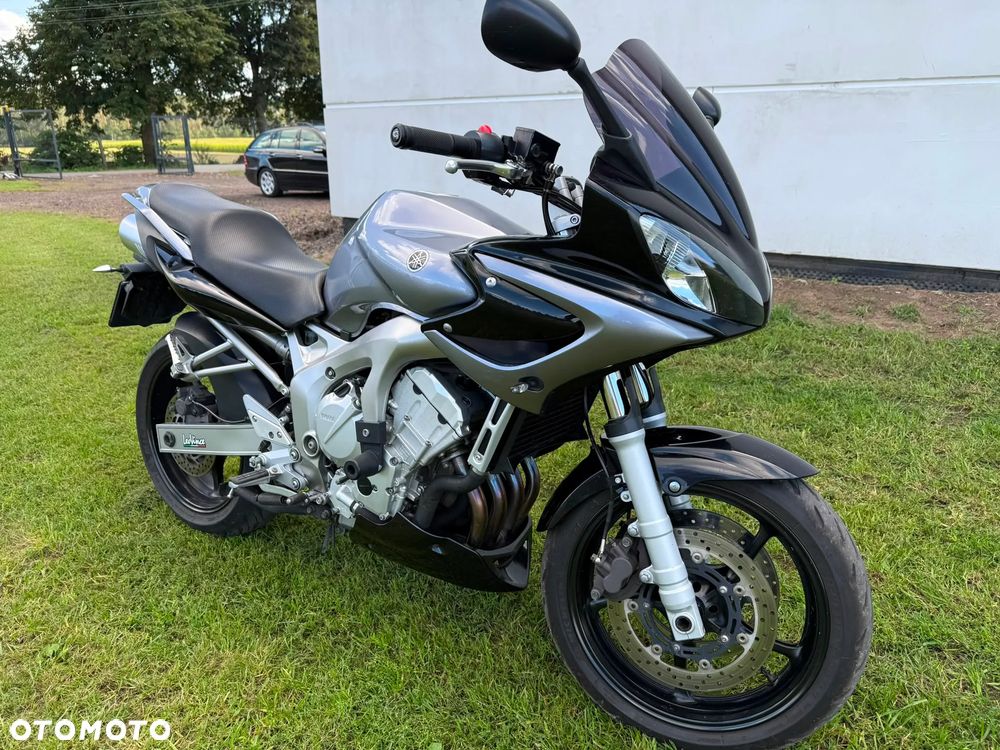 Yamaha FZ6 - 10