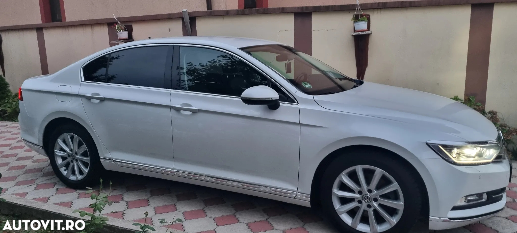 Volkswagen Passat Variant 1.4 TSI ACT (BMT) DSG Highline - 2
