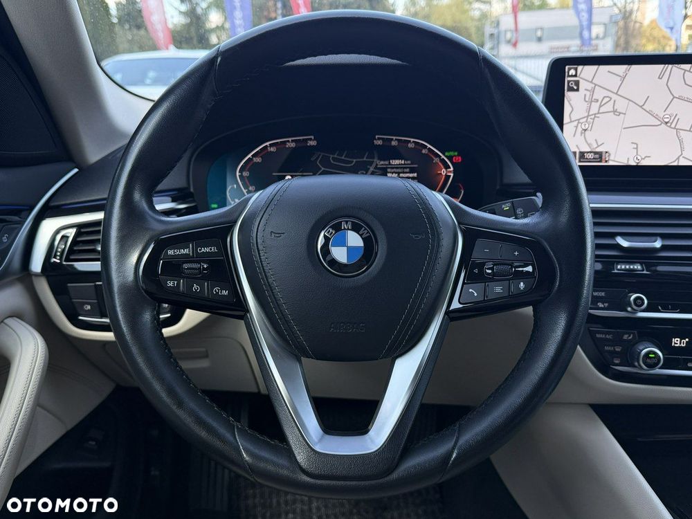 BMW Seria 5 518d mHEV Business Edition - 17