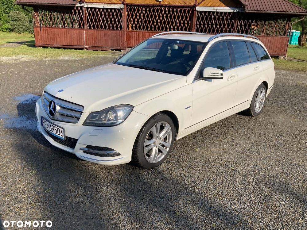 Mercedes-Benz Klasa C 220 CDI BlueEff Edition Avantgarde - 9